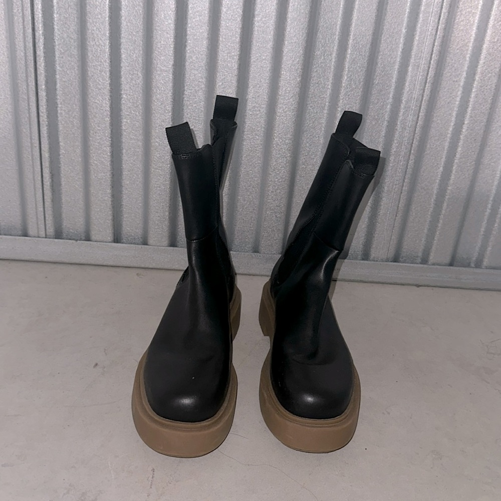 H&M boots - Picture 1 of 3